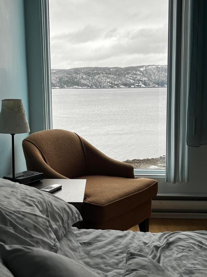 Auberge De La Riviere Saguenay ラ・ベ エクステリア 写真